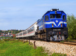 Während des Sommers stehen bei den Lokomotiven der Reihe 2044 Standortwechsel beinahe an der Tagesordnung.