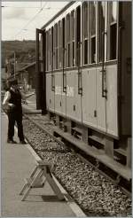 llb-leuk---leukerbad-bahn W�hrend man in Leukerbad vergeblich auf den Zug wartet, wird man in Blonay freundlichst eingeladen mit eidem Zug der LLB zu reisen...
12. Juni 2011