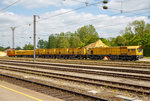 ettelbruck-ettelbreck/497717/die-schienenschleifeinheit-rr-32-m-3-der 
Die Schienenschleifeinheit RR 32 M-3 der SPENO INT. SA  (eingestellt in Deutschland und Spanien) ist am 14.05.2016 beim Bahnhof Ettelbrck (luxemburgisch Ettelbrck, franzsisch Ettelbruck) abgestellt. 

Der 251 t schwere und 77,06 m lange Zug besteht aus folgenden Einheiten: 
AEW 4 (P-602-SPENO), Deutschland Schweres Nebenfahrzeug Nr. 97 33 01 802 17-7, Spanien 91 71 20 47 602-8;  
Schleifaggregat C1,  Deutschland Schweres Nebenfahrzeug Nr. 97 33 01 906 57-2, Spanien 91 71 20 47 018-7 (PVR-018-SPENO); 
Schleifaggregat C2, Deutschland Schweres Nebenfahrzeug Nr. 97 33 01 907 57-0, Spanien 91 71 20 47 019-5 (PVR-019-SPENO); 
Schleifaggregat C3, Deutschland Schweres Nebenfahrzeug Nr. 97 33 01 908 57-8, Spanien 91 71 20 47 020-3 (PVR-020-SPENO);  
Schleifaggregat C4, Deutschland Schweres Nebenfahrzeug Nr.  97 33 01 909 57-6, Spanien  91 71 20 47 021-1 (PVR-021-SPENO) und dem 
Steuerwagen, Deutschland Schweres Nebenfahrzeug Nr. 97 33 01 910 57-4, Spanien 91 71 20 47 022-9 (PVR-022-SPENO). 

Die  Schienenschleifeinheit RR 32 M-3 wurde 1999 von Mecnafer (ein Tochterunternehmen der SPENO INT. SA) unter der Fabriknummer 3671 gebaut. Der Zug hat bei der Eigenfahrt eine Hchstgeschwindigkeit von 110 km/h. 

Angehangen war noch der WASCOSA Ks-Wagen 23 RIV 85 CH-WASCO 3301 304-7 beladen mit drei Werkzeug-  oder Werkstattcontainer.