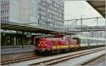 Serie 3600/173934/noch-im-planeinsatz-cfl-3608-mit Noch im Planeinsatz: CFL 3608 mit eine Personenzug in Luxembourg. 
13. Mai 1998 