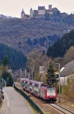 serie-4000-traxx-p140-ac1/407299/-die-4000er-sind-rar-geworden . Die 4000er sind rar geworden auf der Nordstrecke und wenn man eine erblickt, dann passt das Wetter nicht. ;-( Am 05.02.2015 zog die schmutzige 4010 den RE 3735 Troisvierges - Luxembourg durch das d�stere Michelau und konnte zusammen mit der Burg Bouscheid fotografiert werden. (Jeanny)