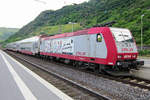 serie-4000-traxx-p140-ac1/693675/cfl-werbelok-4014-steht-am-2-juli CFL-Werbelok 4014 steht am 2 Juli 2013 in Cochem.