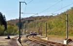 serie-2200-coradia-duplex/422461/-der-bahnhof-von-cruchten-wurde . Der Bahnhof von Cruchten wurde w�hrend den Wintermonaten sehr Fotografen freundlich hergerichtet. Die noch letztes Jahr wuchernde Wildnis wurde entfernt und der Platz bis zum Tunnelportal wurde mit Steinen ausgelegt, sogar an m�de Fotografen wurde gedacht. ;-)

Die st�ndigen Zugkreuzungen sind jetzt das einzige Problem beim Fotografieren in Cruchten. Die beiden zu sehenden Computerm�use sind sich zum Gl�ck im Bahnhof selbst begegnet. Links steht die RB 3510 Luxembourg - Diekirch am Bahnsteig, w�hrend rechts der RE 3835 Troisvierges - Luxembourg vorbeibraust. 21.04.2015 (Jeanny)