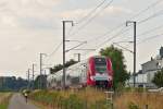 serie-2200-coradia-duplex/447557/-die-wie-neu-glaenzende-computermaus . Die wie neu gl�nzende Computermaus Z 2218 f�hrt als RB 3542 Diekirch - Luxembourg durch das beschauliche Alzette Tal in Rollingen/Mersch am gut besuchten Wander- und Veloweg vorbei. 21.08.2015 (Jeanny)