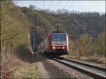 Verkehrt herum fuhr am 21.02.2013 der Wendezug als RB 3214 Luxembourg - Wiltz aus dem Tunnel Michelau, bevor er die Haltestelle Michelau erreichte.
