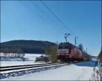 . Die 4002 zieht den IR 3739 Troisvierges - Luxembourg durch die jetzt wieder verschneite Landschaft zwischen Cinqfontaines und Maulusmühle. 13.03.2013 (Jeanny)