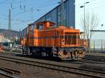 MaK G 500 C Lok 2 der Deutschen Edelstahlwerke (DEW), zuvor Edelstahlwerke S�dwestfalen  f�hrt am 11.02.2011 DB Gleis zur�ck aufs Werksgel�nde in Siegen-Geisweid. Die Lok ist eine Mak G 500 C , Baujahr 1970, Fabr.-Nr. 500051 , Bauart C-dh . 
