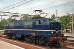1200-2/676107/am-28-mai-1999-steht-ns Am 28 Mai 1999 steht NS 1202 in Venlo.