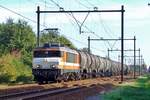 16001800/632591/ex-locon-1828-schlept-ein-kesselwagenzug-durch Ex-LOCON 1828 schlept ein Kesselwagenzug durch Wijchen am 12 Oktober 2018.