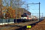 16001800/681286/ex-locon-heute-rfo-1831-schleppt-ein Ex-LOCON, heute RFO 1831 schleppt ein Kesselwagenzug durch Wijchen richtung Tilburg am 30 November 2019.