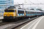 TCS 1751/101004 schleppt ein Dinner Train aus Arnhem nach deventer am trüben 17.Dezember 2022.