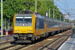186-traxx-140ms-2/623210/am-26-juli-2018-durchfahrt-186 Am 26 Juli 2018 durchfahrt 186 013 zwischen die Bahnstörungen durch Tilburg-Universiteit.