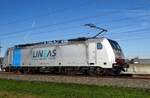186-traxx-140ms-2/797834/am-13-november-2022-gibt-lineas Am 13 November 2022 gibt Lineas 186 502 ein Soloauftritt bei Valburg auf die Betuweroute.