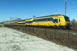 nid-nieuwe-intercity-dubbeldekker-series-75007600/770485/ns-7618-durchfahrt-am-8-maerz NS 7618 durchfahrt am 8 März 2022 Tilburg-Reeshof nach Eindhoven.