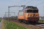 16001800/808559/tfzf-fuer-rfo-1830-durch-hulten Tfzf für RFO 1830 durch Hulten am 5 April 2023. Doe Lok hat in 2021 das Portugesische Farbenschema als Spielerei bekommen.