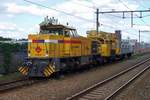 strukton-rail/559452/strukton-303008-durcheilt-nijmegen-dukenburg-am-26 Strukton 303008 durcheilt Nijmegen-Dukenburg am 26 Augustus 2016.