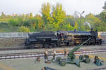 Nicht ganz Kriegszenerie: 310.23 steht neben ein Ungarischer FLaK-Gruppe am 8 September 2018 ins Budapester Eisenbahnmuseum.
