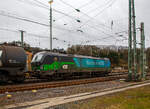 Der Vectron #750, die an die RTB CARGO GmbH vermietete Siemens Vectron MS der ELL - European Locomotive Leasing (Wien) 193 756 (91 80 6193 756-4 D-ELOC) fährt am 22.02.2022, mit einem Ethanol