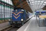 DIESELLOKOMOTIVEN IN POLEN  P.K.P INTERCITY SM42-179 beim Wegstellen von Personenwagen im Bahnhof BRESLAU am 19.