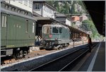Die grüne SBB Re 4/4 II 11161 rangiert für den  SRF -Extrazug in Göschenen.
28. Juli 2016