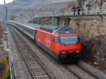 Re 460/190070/sbb-re-460-117-5-zieht-einen SBB Re 460 117-5 zieht einen Interregio bei St Saphorin in Richtung Montreux am 25.02.2012.