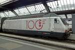 Re 460/756732/sbb-460-113-steht-am-2 SBB 460 113 steht am 2 Januar 2020 in Zürich HB.