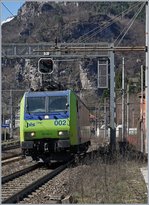Die BLS Re 4855 002-2 als Lokfahrt bei der Durchfahrt in Varzo.

11. März 2017