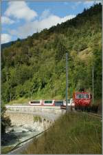 Der Glacier Express in verlässt die Enge des Rohnetals und erreicht in Kürze Betten Talstation, ohne jedoch anzuhalten.
10. Sept. 2013