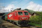 sob-sudostbahn/740690/am-28-mai-2002-steht-sob Am 28 Mai 2002 steht SOB 446 015 in Einsiedeln.