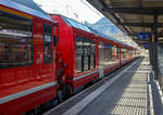 Die Rhtischen Bahn (RhB) hat auch an uns Fotografen gedacht, denn die RhB Alvra-Gliederzge haben ein Fotoabteil mit Senkfenstern.
Der 3511 (RhB ABe 8/12) steht mit dem RhB Alvra-Gliederzug bzw. Albula-Gliederzug AGZ ABi 5703 (Alvra ist rtoromanisch fr Albula) am 01.11.2019 als IR nach St. Moritz im Bahnhof Chur zur Abfahrt bereit.

Als Alvra (Rtoromanisch fr Albula) werden bei der Rhtischen Bahn (RhB) die ab 2015 beschafften, siebenteiligen Gliederzge mit den Betriebsnummern 5701 bis 5706 bezeichnet. Die Garnituren werden zwischen Chur und St. Moritz ber die Bahnstrecke Landquart–Thusis und die Albulabahn eingesetzt, von Chur nach St. Moritz werden sie von Lokomotiven der Reihe Ge 4/4 III oder von den ALLEGRA-Zweispannungstriebzgen der Reihe ABe 8/12 gezogen und in die andere Richtung geschoben. Die von Stadler Rail gebauten sechs siebenteiligen Wagenzge inklusive Steuerwagen gehren zur Qualittsoffensive der RhB. Die ersten Alvra wurden 2016 noch ohne Steuerwagen in Betrieb genommen.

Der Albula-Gliederzug ABi 5703  besteht aus folgenden Wagen:

-	Endgliedwagen Bi 57603 (hier vorne im Bild) mit 41 Pltze 2. Klasse, 2 
Rollstuhlpltze 2. Klasse, 3 Klappsitze, Niederflurbereich, Behindertengerechtes WC und Fotoabteil mit Senkfenster. Sechs elektrische Panorama-Senkfenster (leider etwas langsam) und Dachfenster mit manuell verstellbaren Sonnenstoren und eine Sitzbank mit 14 einzeln abklappbaren Sitzpltzen sorgen im Fotoabteil fr ein vllig neues Bahnerlebnis. 

-	Gliedwagen B 57403 mit 64 Sitzpltzen in der 2. Klasse und Platz fr 1 Fahrrad und Kinderwagen, kein WC.

-	Gliedwagen B 57303 mit 64 Sitzpltzen in der 2. Klasse und Platz fr 1 Fahrrad und Kinderwagen, kein WC.

-	Gliedwagen B 57703 (Familien- und Freizeitwagen) mit 32 Sitzpltzen in der 2. Klasse, 14 Klappsitze und 10 Fahrrder und Kinderwagen, zwei Standard-WCs, Kinderspielecke und Multifunktionsraum.

-	Gliedwagen AB 57203 mit 29 Sitzpltzen in der 1. Klasse, 16 Sitzpltzen in der 2. Klasse und Platz fr 1 Fahrrad und Kinderwagen, kein WC.

-	Endgliedwagen A 57003  mit 34 Sitzpltzen in der 1. Klasse, Platz fr 1 Fahrrad und Kinderwagen und zwei Standard-WCs

-	Steuerwagen Ait 57803 mit 27 Sitzpltzen in der 1. Klasse, Platz fr 1 Fahrrad und Kinderwagen und zwei Standard-WCs, Behindertengerechtes WC, Niederflurbereich

Mit den Alvra-Gliederzgen beschaffte die Rhtische Bahn fr 124 Millionen Schweizer Franken sechs Zugkompositionen, welche das Erscheinungsbild der Bndner Gebirgsbahn weiter modernisieren.

TECHNISCHE DATEN der AGZ einschl. Ait 578 : 
Nummerierung:  AGZ ABi 5701 bis 5706
Anzahl:  6
Hersteller:  Stadler Rail
Baujahre:  2015–2017
Spurweite:  1.000 mm (Meterspur)
Lnge ber Puffer:  131.450 mm
Hhe:  
Breite:  2.670 mm
Leergewicht (mit Steuerwagen):  172 t
Sitzpltze in der 1. Klasse (inklusive Ait): 90
Sitzpltze in der 2. Klasse (inklusive Ait): 217
Rollstuhlpltze: 4
Behindertengerechte WCs (UWC in den Niederflurbereichen): 2
Standard-WC (SWC): 4
