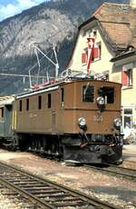 engadinerlinie-inntal-910-960/773795/rhb-ge-46-nr353-in-zernez RhB Ge 4/6 Nr.353 in Zernez im September 1989.