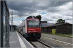 s-bahn-zuerich/502988/der-sbb-rabe-514-24-9-wartet Der SBB RABe 514 24-9 wartet in Thayngen auf die Abfahrt als S24 nach Zug.
17. Juni 2016