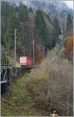 nb-niesen-bahn/728532/eine-kabine-der-niesenbahn-kurz-nach Eine kabine der Niesenbahn kurz nach der Abfahrt in Mülenen.

19. Nov. 2017