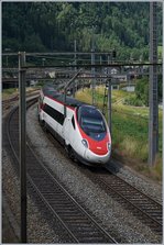 Ein SBB ETR 610 als  ICN  869 von Zürich nach Lugano bei Rodi Fiesso.
21. Juli 2016