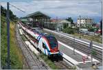 Die beiden SBB LEX RABe 522 214 und 221 warten in Evian-Les-Bains auf ihre Abfahrt (15:21) nach Coppet. Im Hintergrund der SNCF Régiolis tricourant Z 31519 ebenfalls nach Coppet, mit der Planabfahrt um 13:21. 

15. Juni 2020