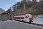 TMR Transports de Martigny et Regions/908901/der-neue-evo-tmr-region-alpes Der neue EVO TMR Region Alpes RABe 533 701 erreicht als R 26320 von Orsières kommend sein Ziel Sembracher. Hier besteht Anschluss nach Martigny.

24. Januar 2026 