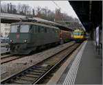 rbde-560-npz/427612/sbb-ae-66-und-train-des SBB Ae 6/6 und 'Train des Vignes' in Vevey - leider längst Vergangenheit.
27. Feb. 2007