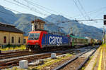 sbb-cargo/672973/die-sbb-cargo-re-484-020 Die SBB Cargo Re 484 020 / E 484.020 SR (91 85 4 484 023-3 CH-SBBC) kommt am 03.08.2019 mit einem RAlpin-ROLA-Zug aus Novara in Domodossola an. Im Domodossola wird sie dann von zwei BLS Re 485 (Traxx F140 AC1) abgelst, die den Zug dann, via Simplon-Tunnel nach Freiburg im Breisgau bringen.

Die TRAXX F140 MS2 wurde 2006 von Bombardier in Kassel unter der Fabriknummer 34296 gebaut. Sie hat die Zulassung und Zugsicherung fr die Schweiz und Italien.
