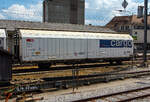 Zweiachsiger, grorumiger Schiebewandwagen 21 85 2471 074-4 CH-SBB, der Gattung Hbbillns-uy, der SBB Cargo AG, abgestellt am 28.05.2012 beim Bahnhof Bulle.