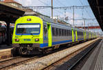 Personenwagen/719715/steuerwagen-voraus-steht-am-18052018-der 
Steuerwagen voraus steht am 18.05.2018 der BLS EW III-Pendelzug im  Bahnhof Neuchâtel.