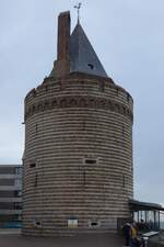 Der Gefangenenturm aus dem 15ten Jahrhundert, gehörte früher zu der Festungsmauer von Vlissingen, diese wurden Teilweise 1812 und nach dem 2.ten Weltkrieg der Rest abgebrochen, 1960 wurde