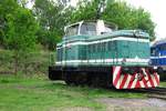 br-710-ex-268sd-t-3340-rosni269ka-laubfrosch/683905/t334-0869-steht-am-13-mai T334 0869 steht am 13 Mai 2012 ins Eisenbahnmuseum in Luzna u Rakovnika.