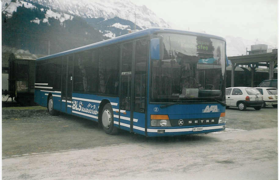 (016'305) - AFA Adelboden - Nr. 2/BE 25'802 - Setra am 17. Februar 1997 beim Gterbahnhof Frutigen