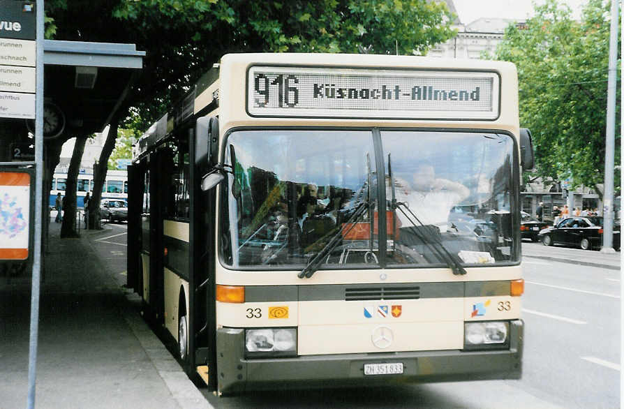 (024'104) - AZZK Zollikon - Nr. 33/ZH 351'833 - Mercedes am 11. Juli 1998 in Zrich, Bellevueplatz