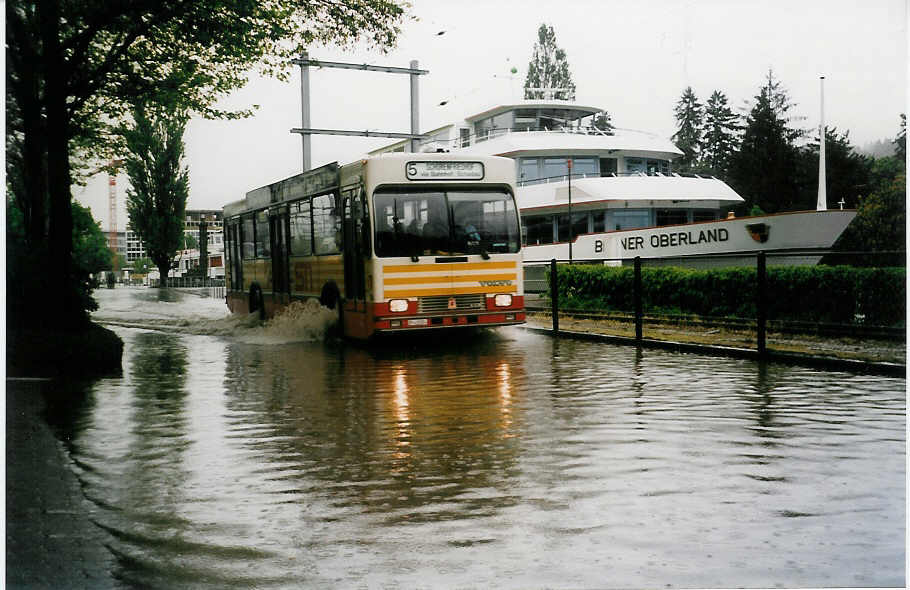 (031'514) - STI Thun - Nr. 24/BE 419'024 - Volvo/R&J (ex SAT Thun Nr. 24) am 14. Mai 1999 in Thun, Rosenau