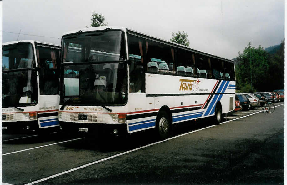 (036'824) - TourisCar, Genve - GE 96'030 - Van Hool am 16. September 1999 in Thun, Seestrasse