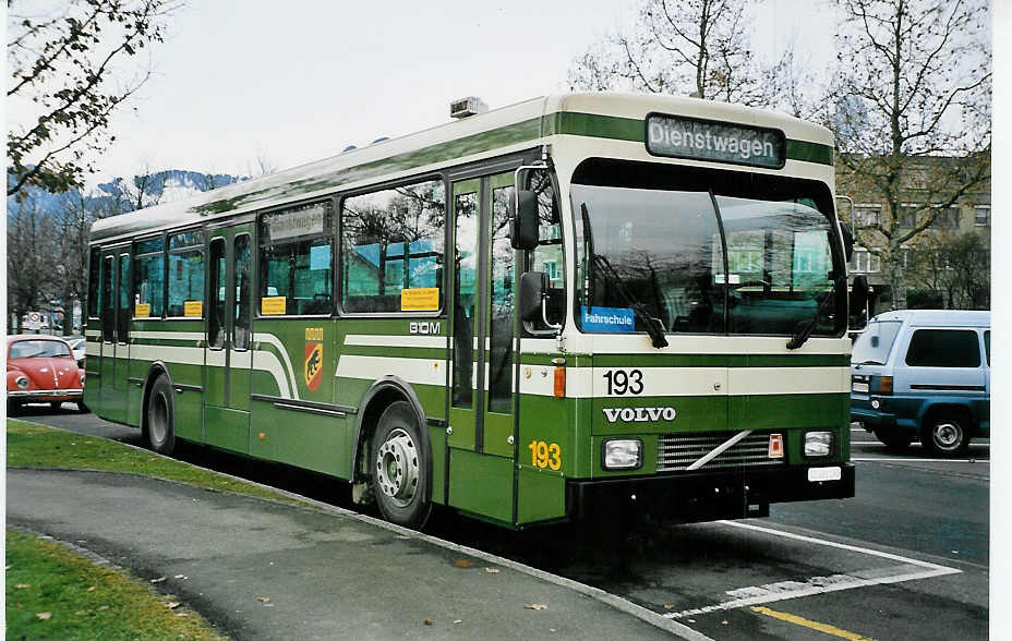 (044'614) - SVB Bern - Nr. 193/BE 451'193 - Volvo/Gangloff am 24. Januar 2001 in Thun, Lachen