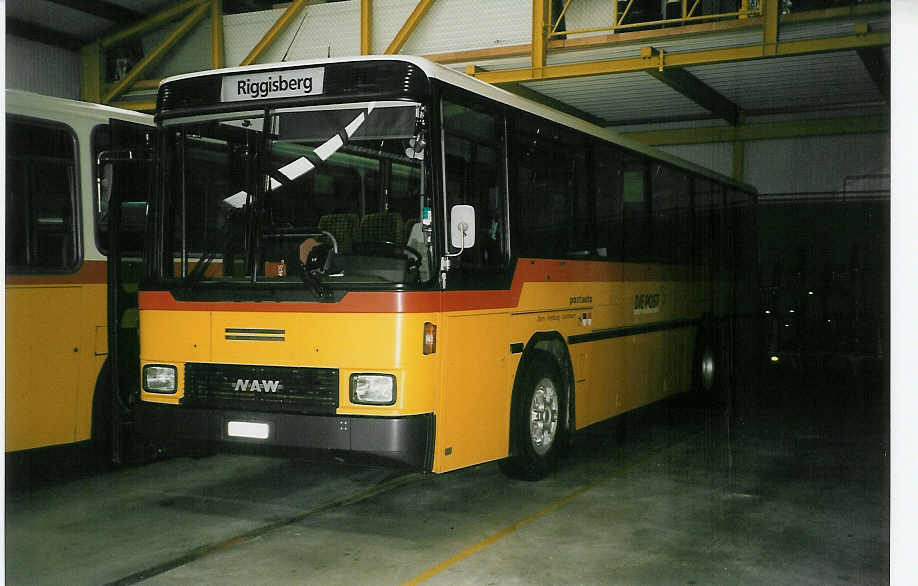 (049'716) - Engeloch, Riggisberg - Nr. 6/BE 447'403 - NAW/Hess (ex Nr. 2; ex P 24'432) am 16. September 2001 in Riggisberg, Garage