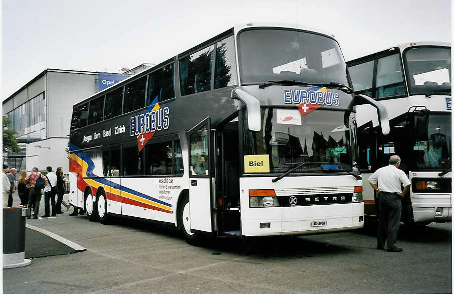 (055'430) - Knecht, Windisch - Nr. 71/AG 8960 - Setra am 25. August 2002 in Biel, Terminal B