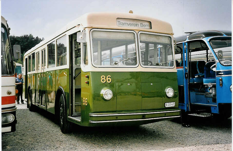 (055'709) - SVB Bern (TVB) - Nr. 86/BE 203'422 - Saurer/FFA am 31. August 2002 in Niederbipp, Saurertreffen